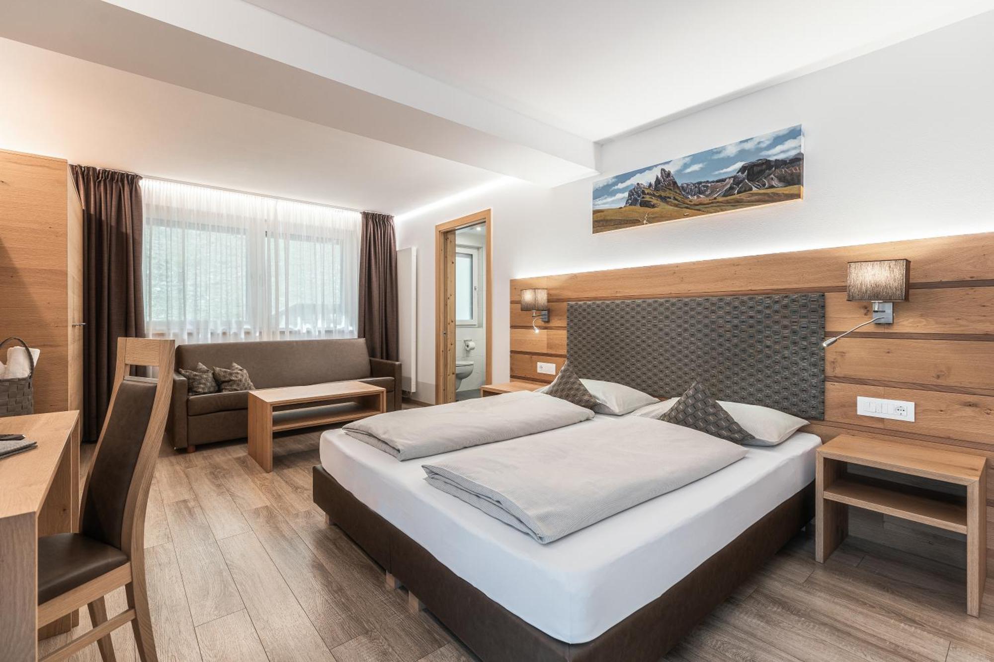 Hotel La Pineta Selva di Val Gardena Exterior foto
